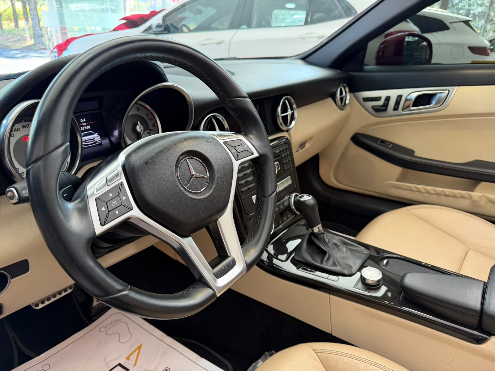Mercedes-Benz SLK250