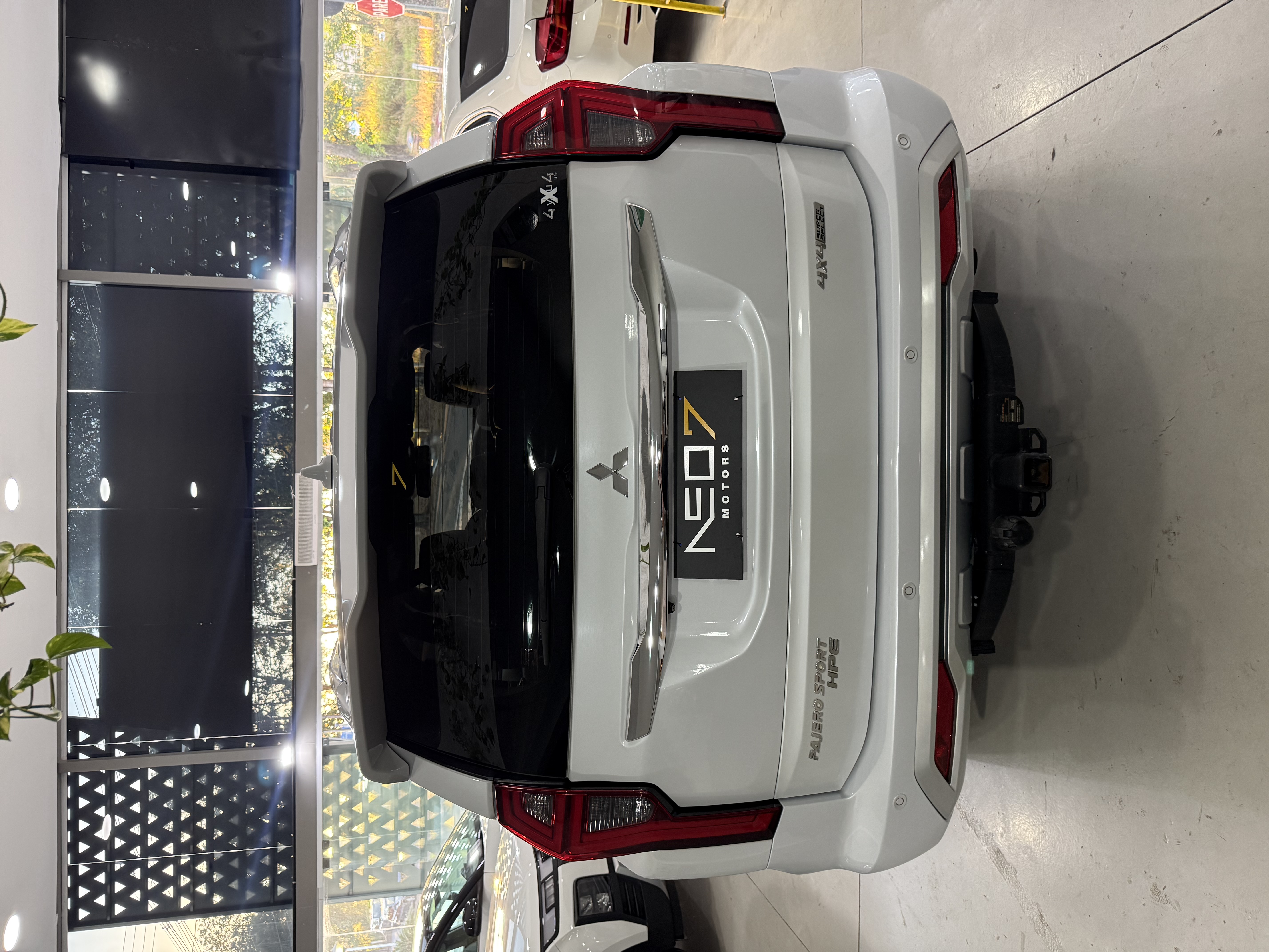 MITSUBICHI PAJERO SPORT